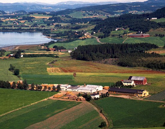 Jotron's first office in Levanger, Norway. Jotron's first office in Levanger, Norway.
