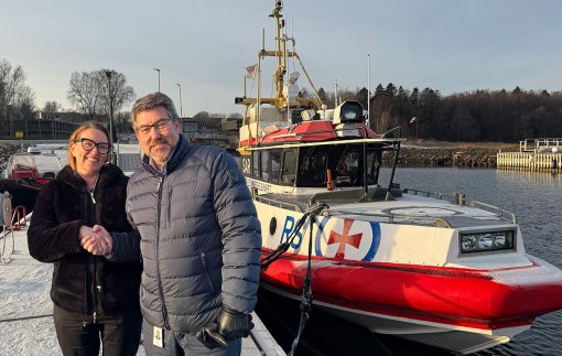https://jotron-xp7prod.enonic.cloud/news-insights/jotron-appoints-maritime-director/_/image/39980e88-5622-403e-83b7-2788a0723d4d:182da4985f615d98fe88ad57df352cde585215f4/block-510-323/RS-jotron-hansdshake.jpg