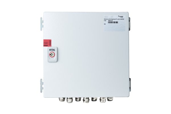 SKIPPER JB60CD-SA electronic unit for processing and controlling TTL communication signals in marine speed log systems.